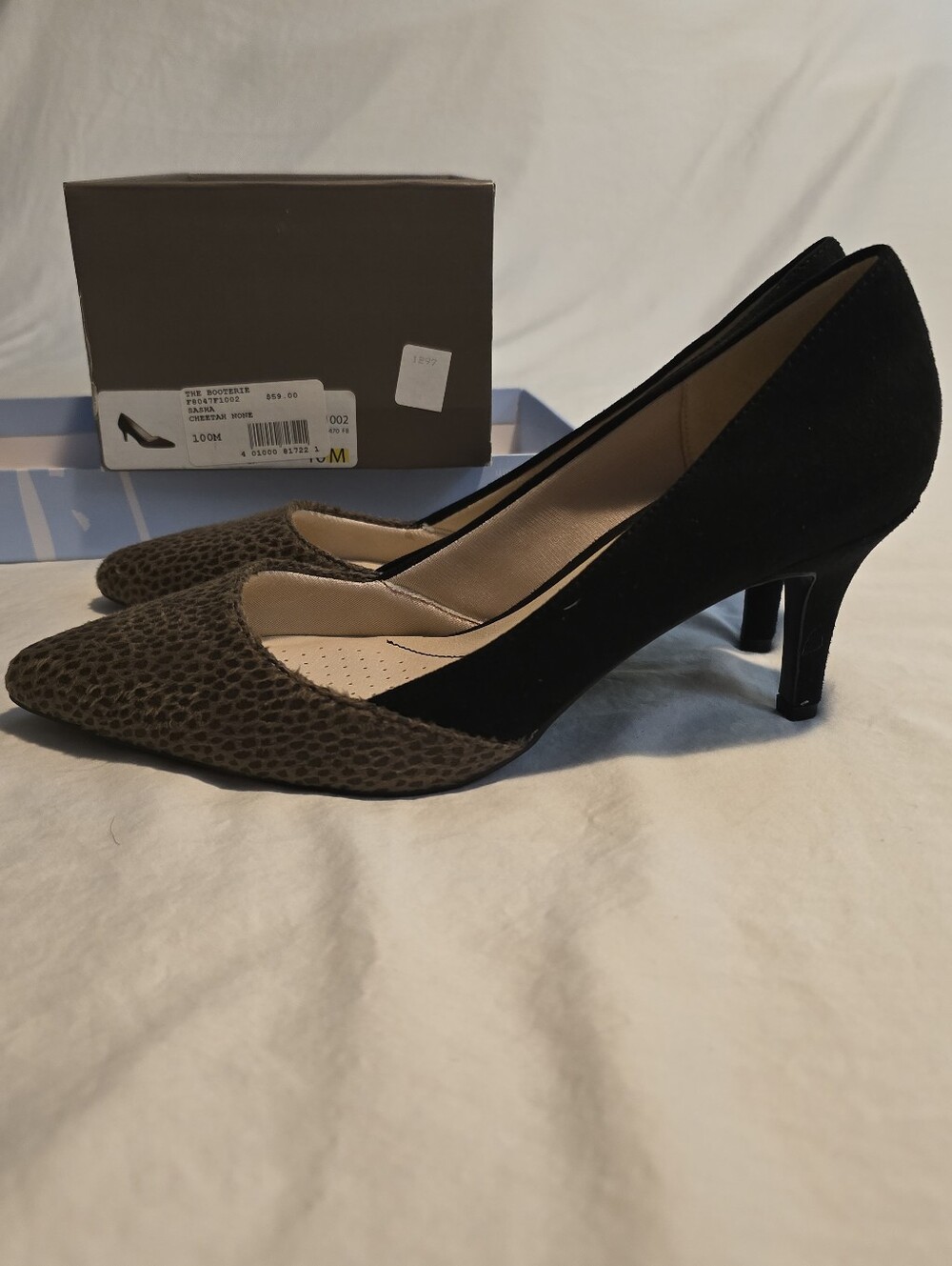 LifeStride Women’s Black and Brown Textured Heel Pumps